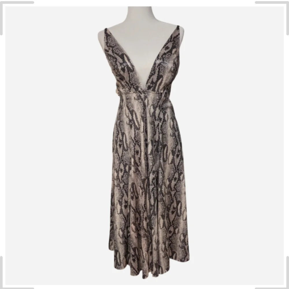 Elegant Snake Print V-Neck Dress - Picture 1 of 11